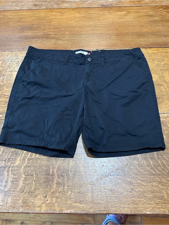 SO Pants - SO Black Women's Chino Shorts sz 15 some stretch‎